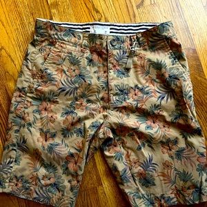 New with tags men’s shorts